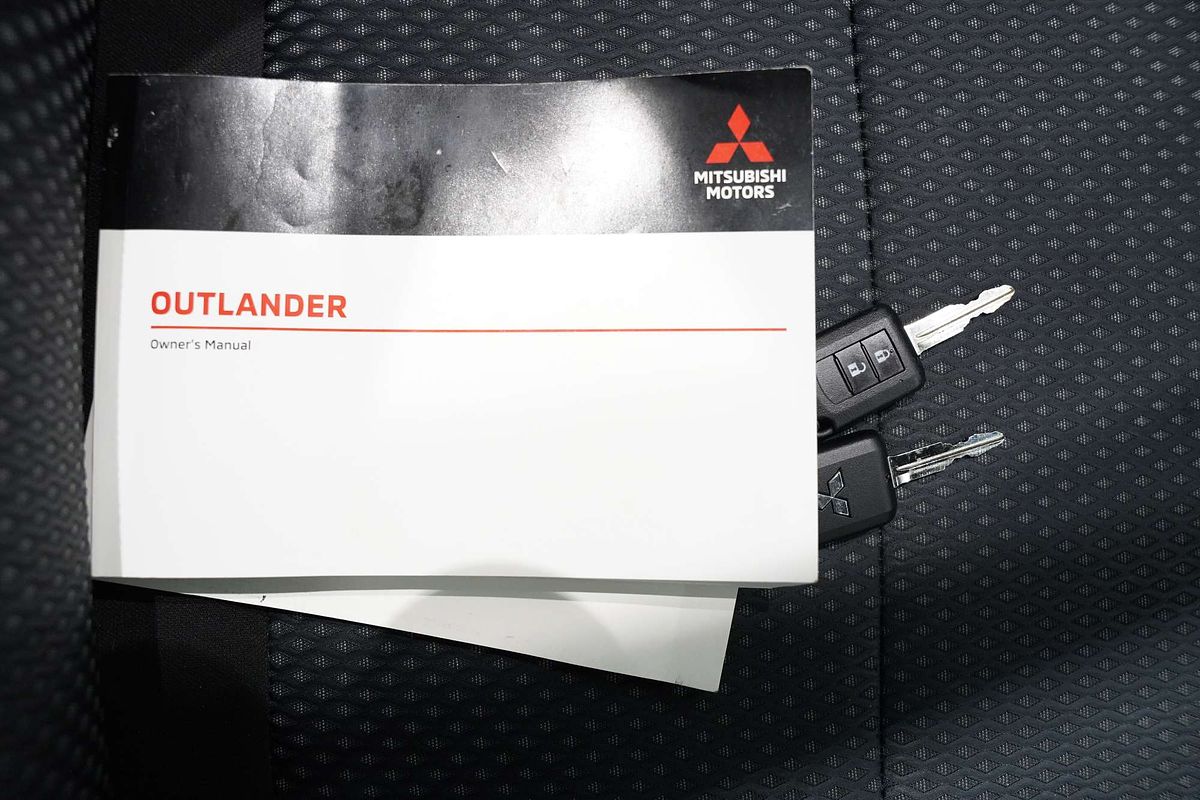 2019 Mitsubishi Outlander ES ADAS ZL