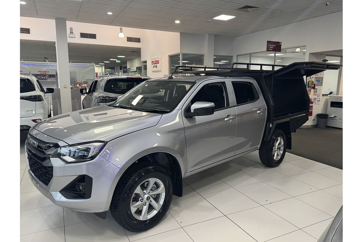 2025 Isuzu D-MAX LS-M 4X4