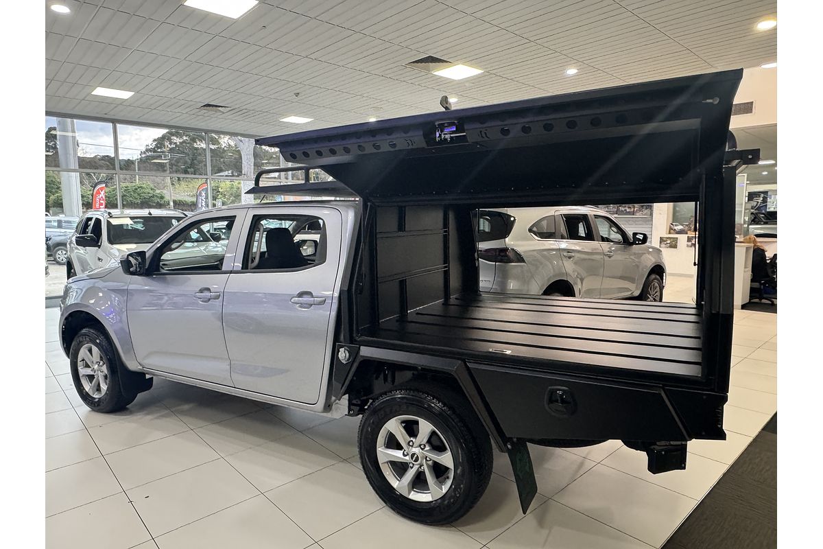 2025 Isuzu D-MAX LS-M 4X4
