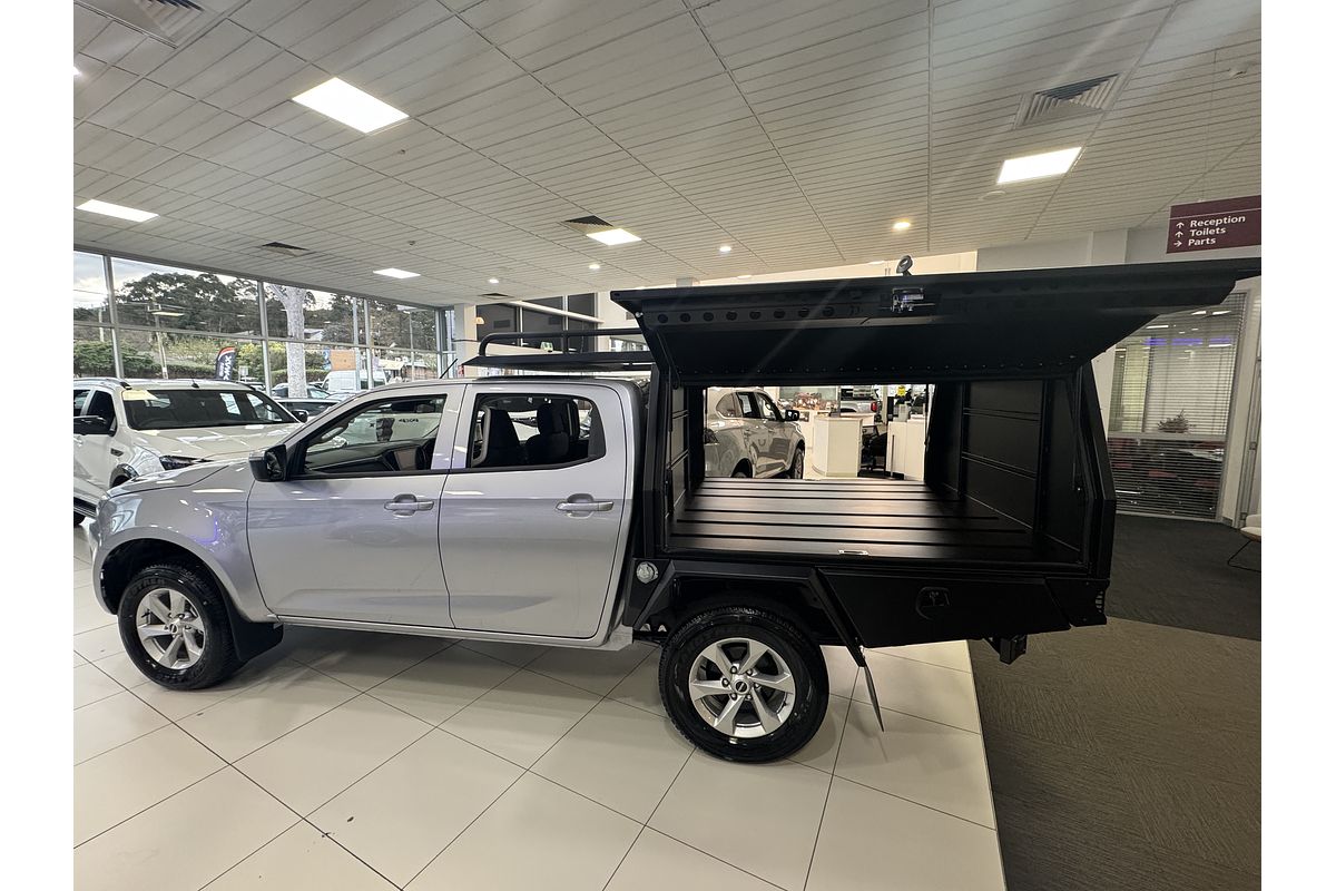 2025 Isuzu D-MAX LS-M 4X4