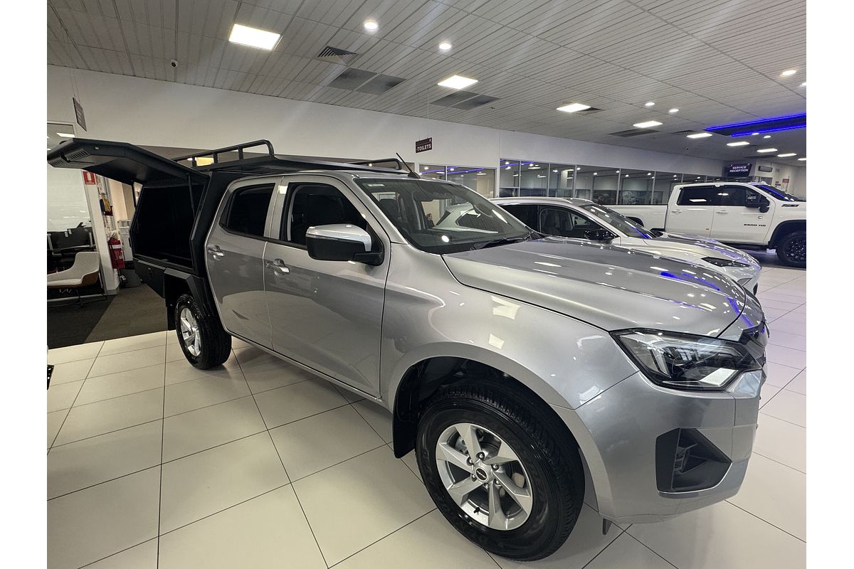 2025 Isuzu D-MAX LS-M 4X4