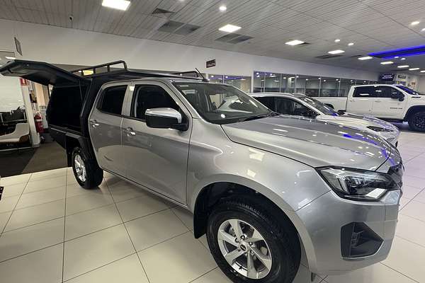 2025 Isuzu D-MAX LS-M 4X4