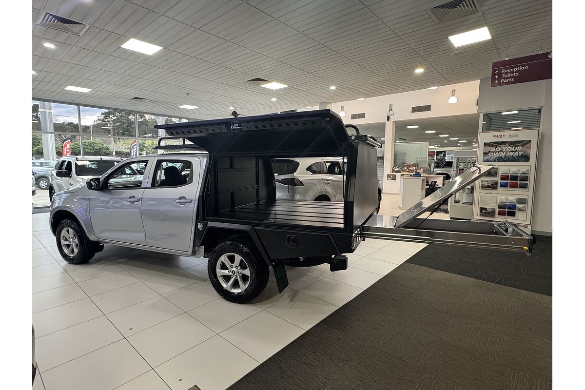 2025 Isuzu D-MAX LS-M 4X4