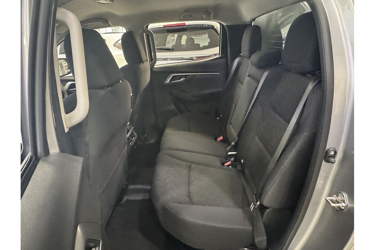 2025 Isuzu D-MAX LS-M 4X4