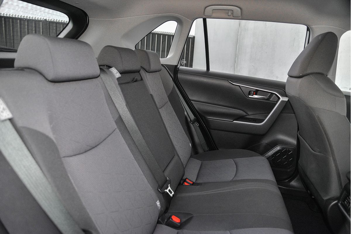 2020 Toyota RAV4 GXL MXAA52R