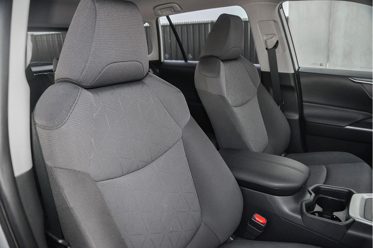 2020 Toyota RAV4 GXL MXAA52R