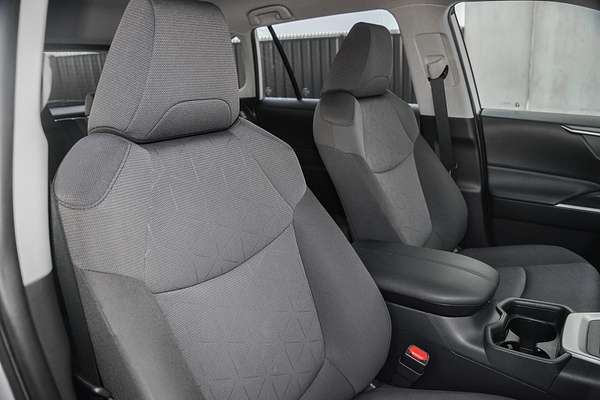 2020 Toyota RAV4 GXL MXAA52R