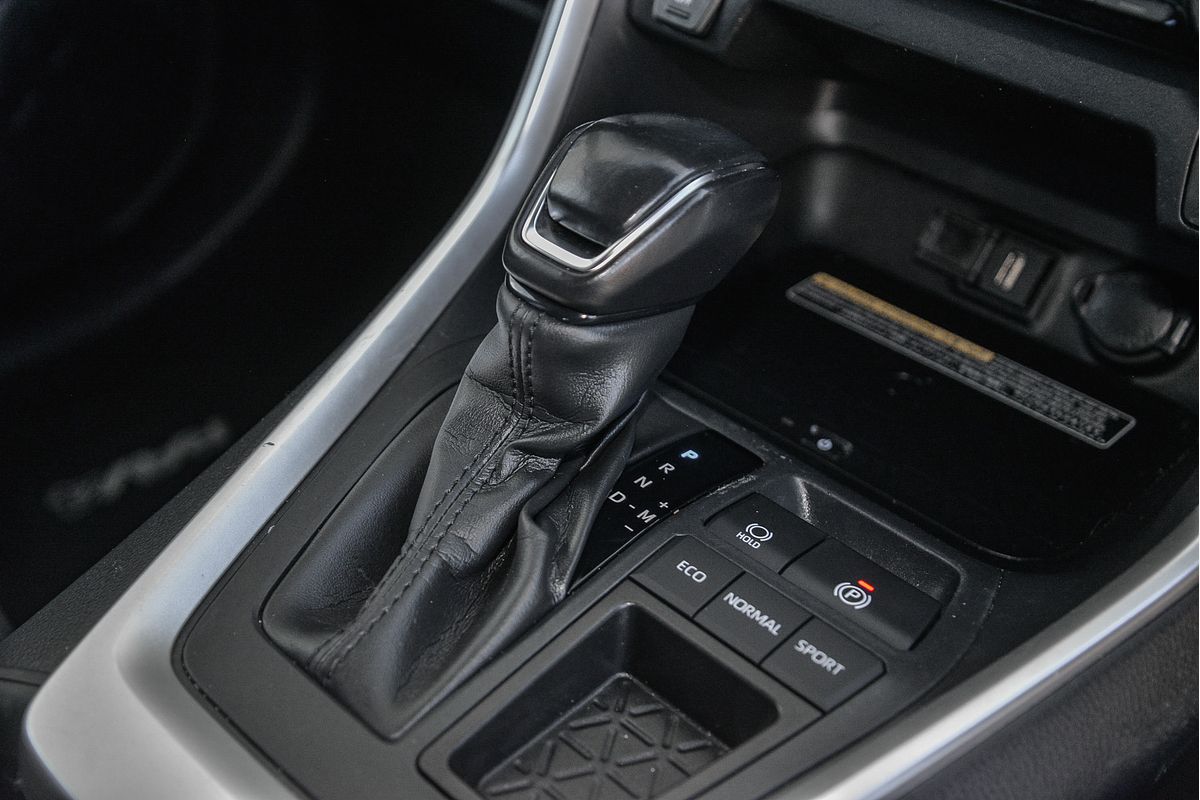 2020 Toyota RAV4 GXL MXAA52R
