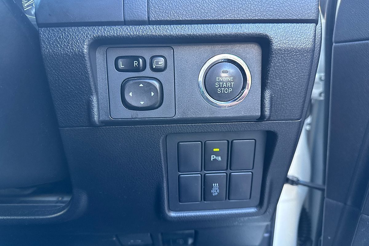 2017 Toyota Landcruiser Prado Altitude GDJ150R