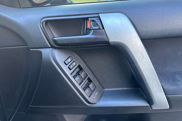 2017 Toyota Landcruiser Prado Altitude GDJ150R