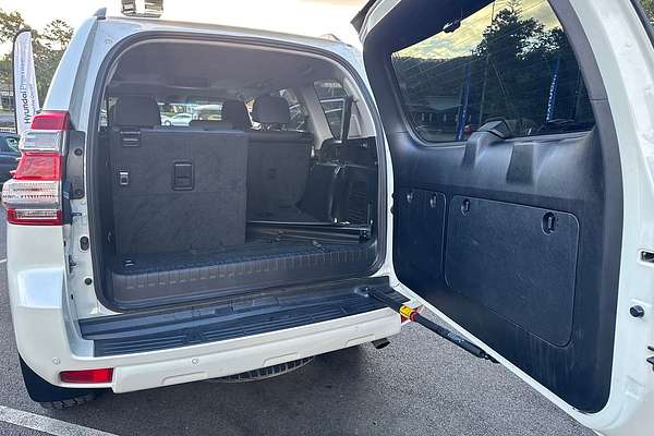 2017 Toyota Landcruiser Prado Altitude GDJ150R