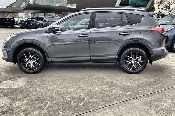 2017 Toyota RAV4 GXL ZSA42R