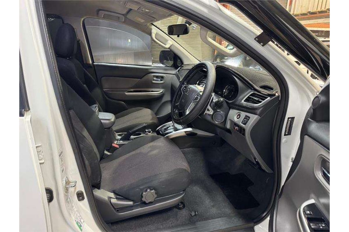 2017 Mitsubishi Triton GLS MQ 4X4