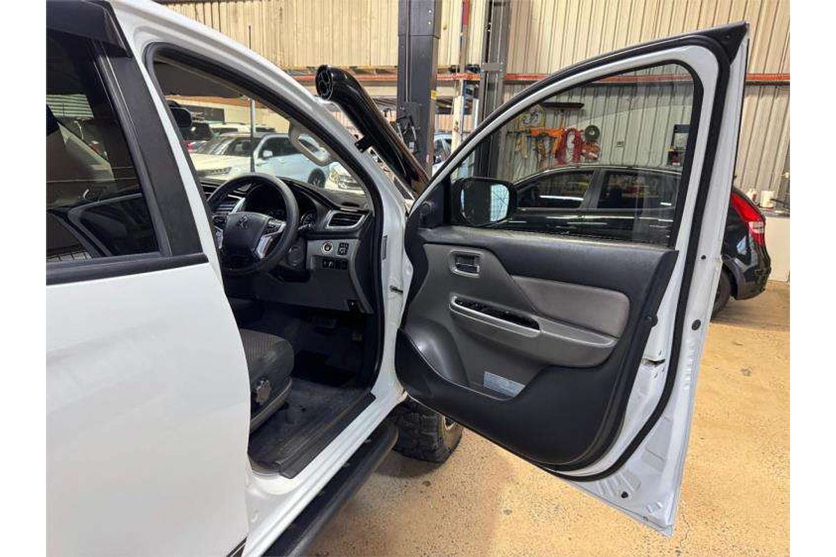 2017 Mitsubishi Triton GLS MQ 4X4