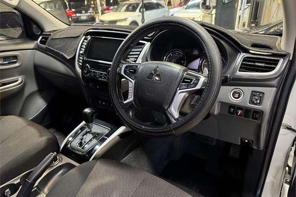 2017 Mitsubishi Triton GLS MQ 4X4