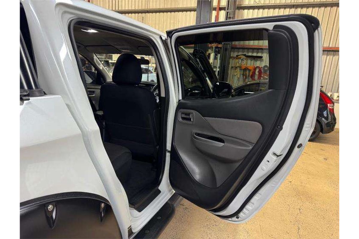 2017 Mitsubishi Triton GLS MQ 4X4