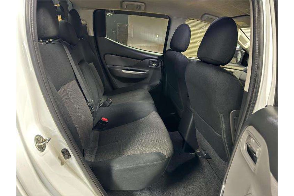 2017 Mitsubishi Triton GLS MQ 4X4