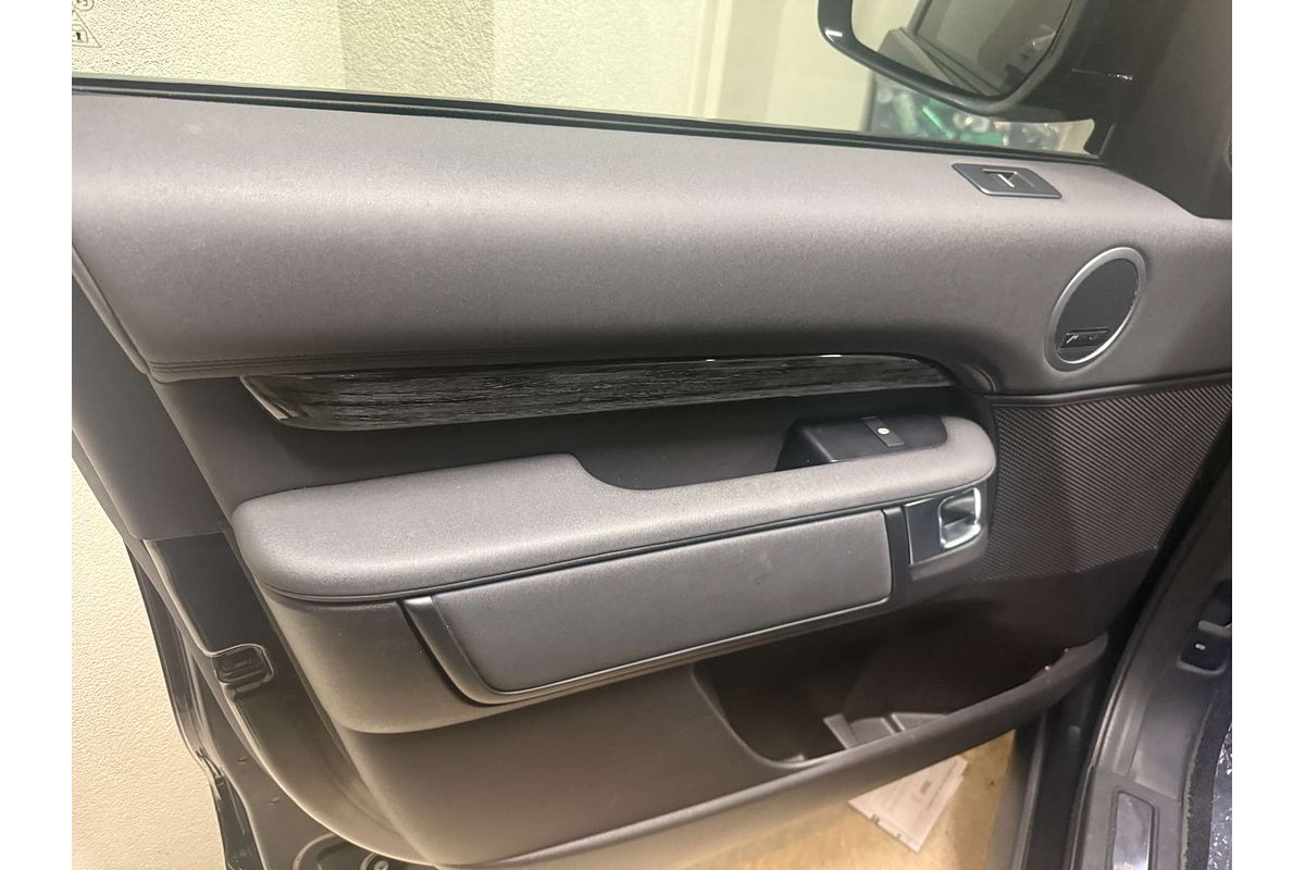 2018 Land Rover Discovery SD4 HSE Series 5