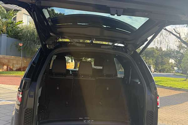 2018 Land Rover Discovery SD4 HSE Series 5