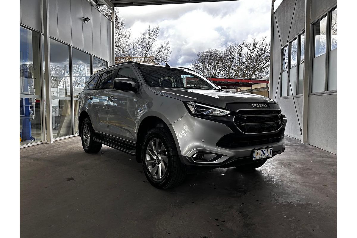 2023 Isuzu MU-X LS-U