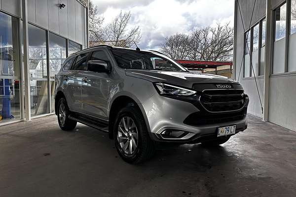 2023 Isuzu MU-X LS-U