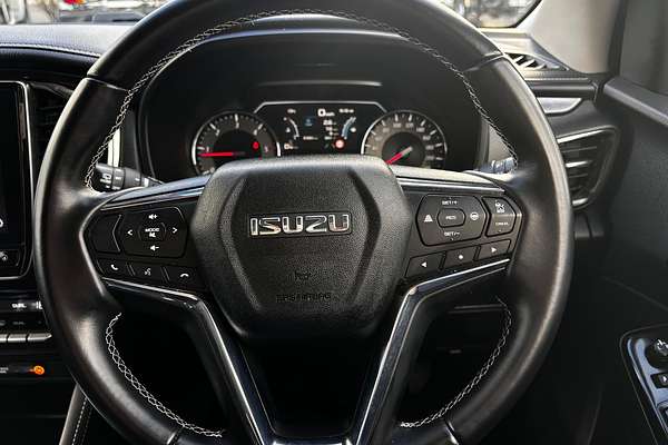 2023 Isuzu MU-X LS-U