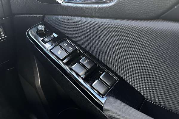 2023 Isuzu MU-X LS-U