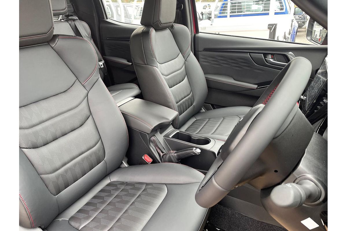 2025 Isuzu D-MAX X-TERRAIN 4X4