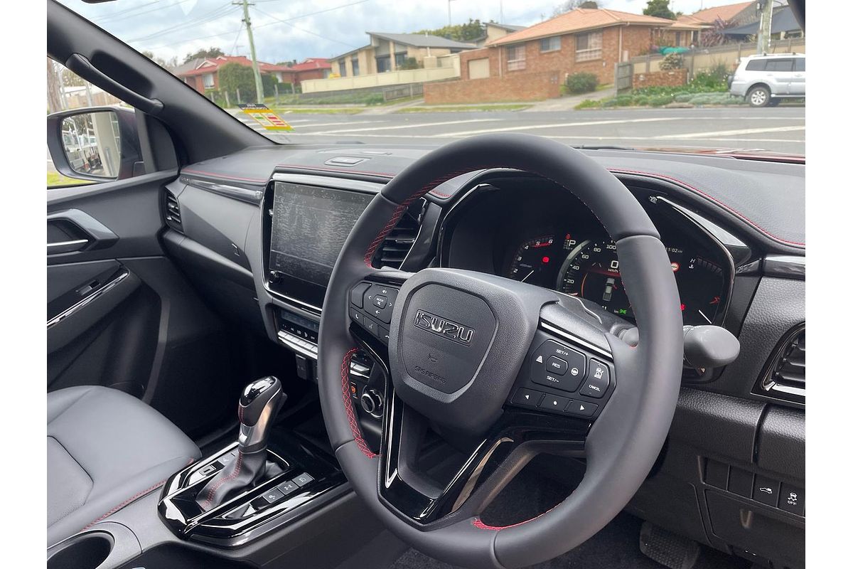 2025 Isuzu D-MAX X-TERRAIN 4X4