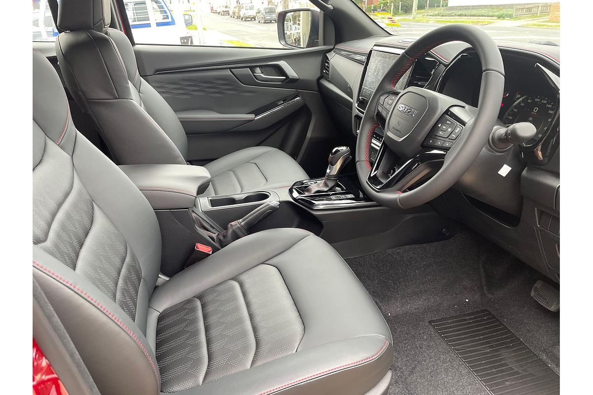2025 Isuzu D-MAX X-TERRAIN 4X4