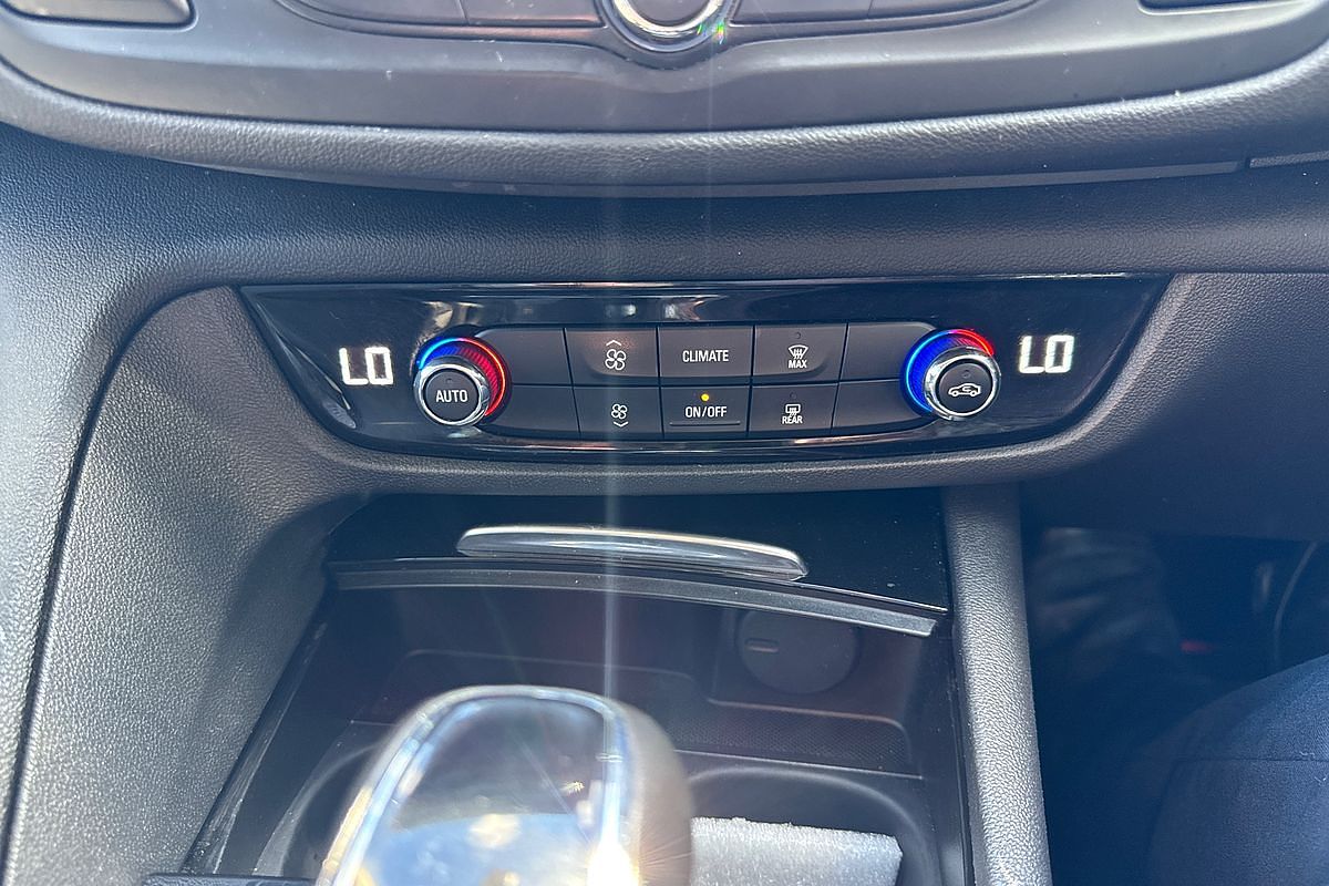 2018 Holden Commodore RS ZB