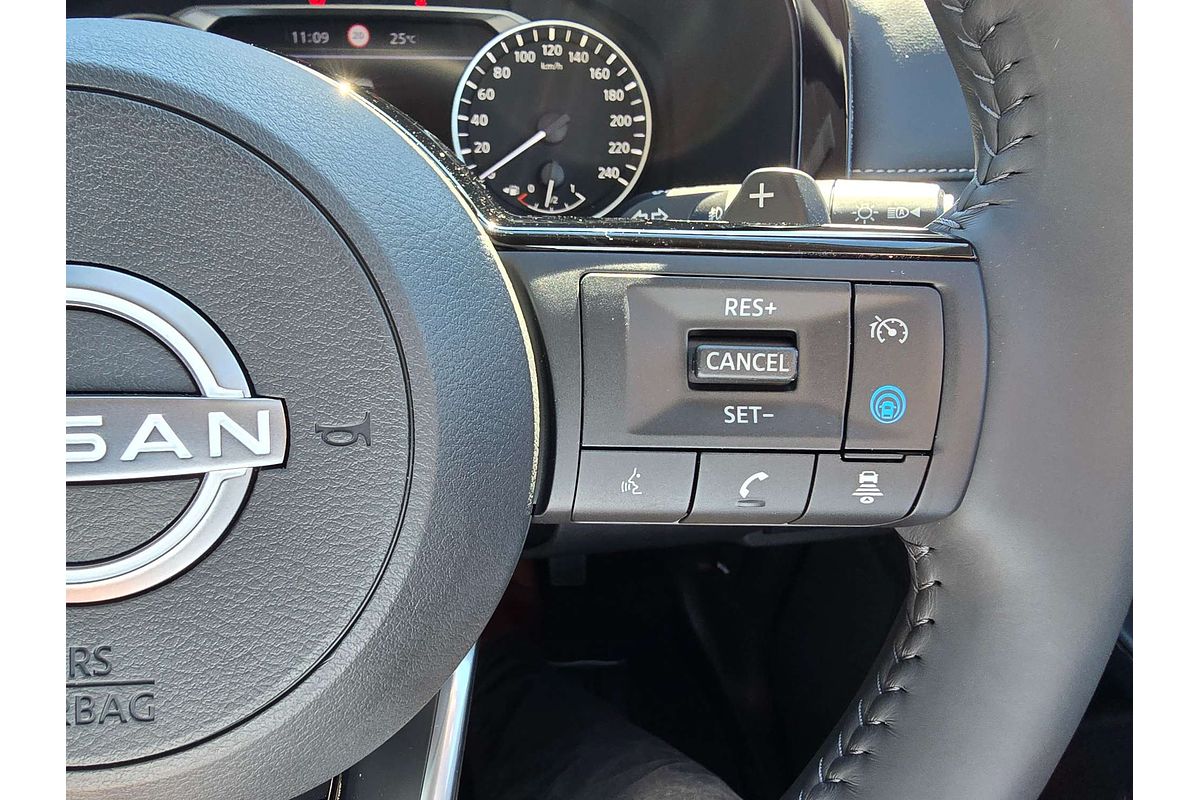 2024 Nissan Pathfinder ST-L R53