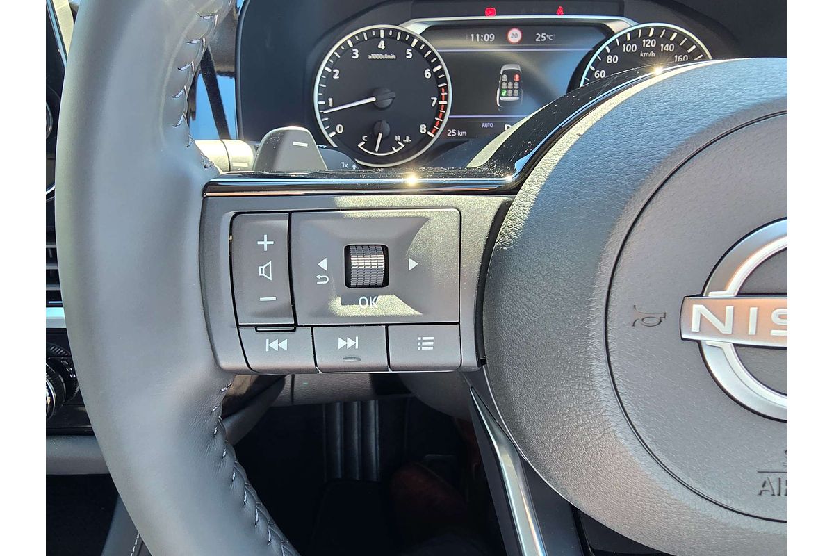 2024 Nissan Pathfinder ST-L R53