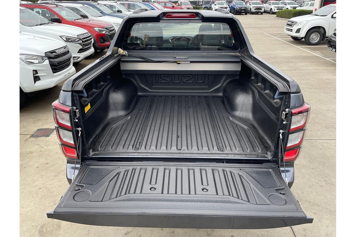 2025 Isuzu D-MAX X-TERRAIN 4X4