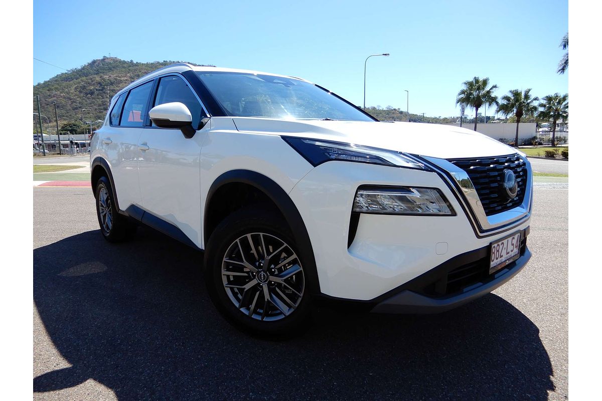 2024 Nissan X-TRAIL ST T33