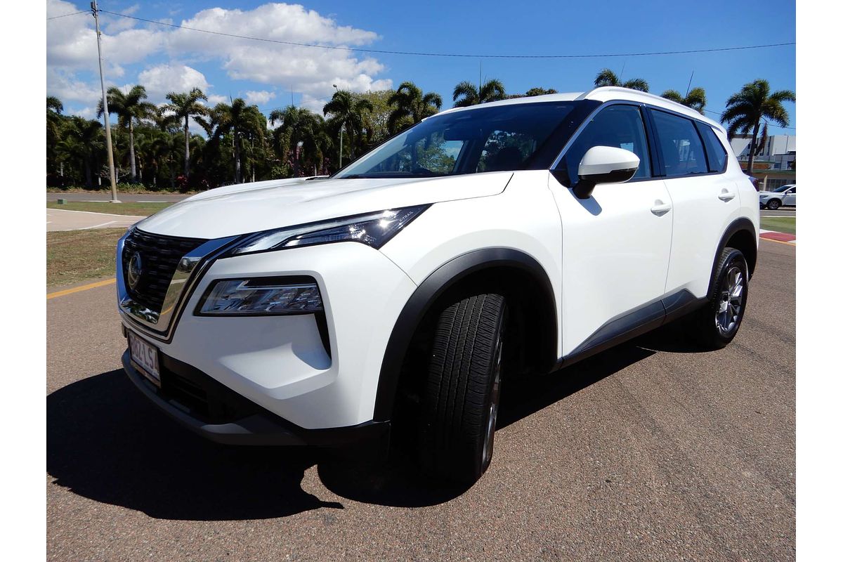 2024 Nissan X-TRAIL ST T33