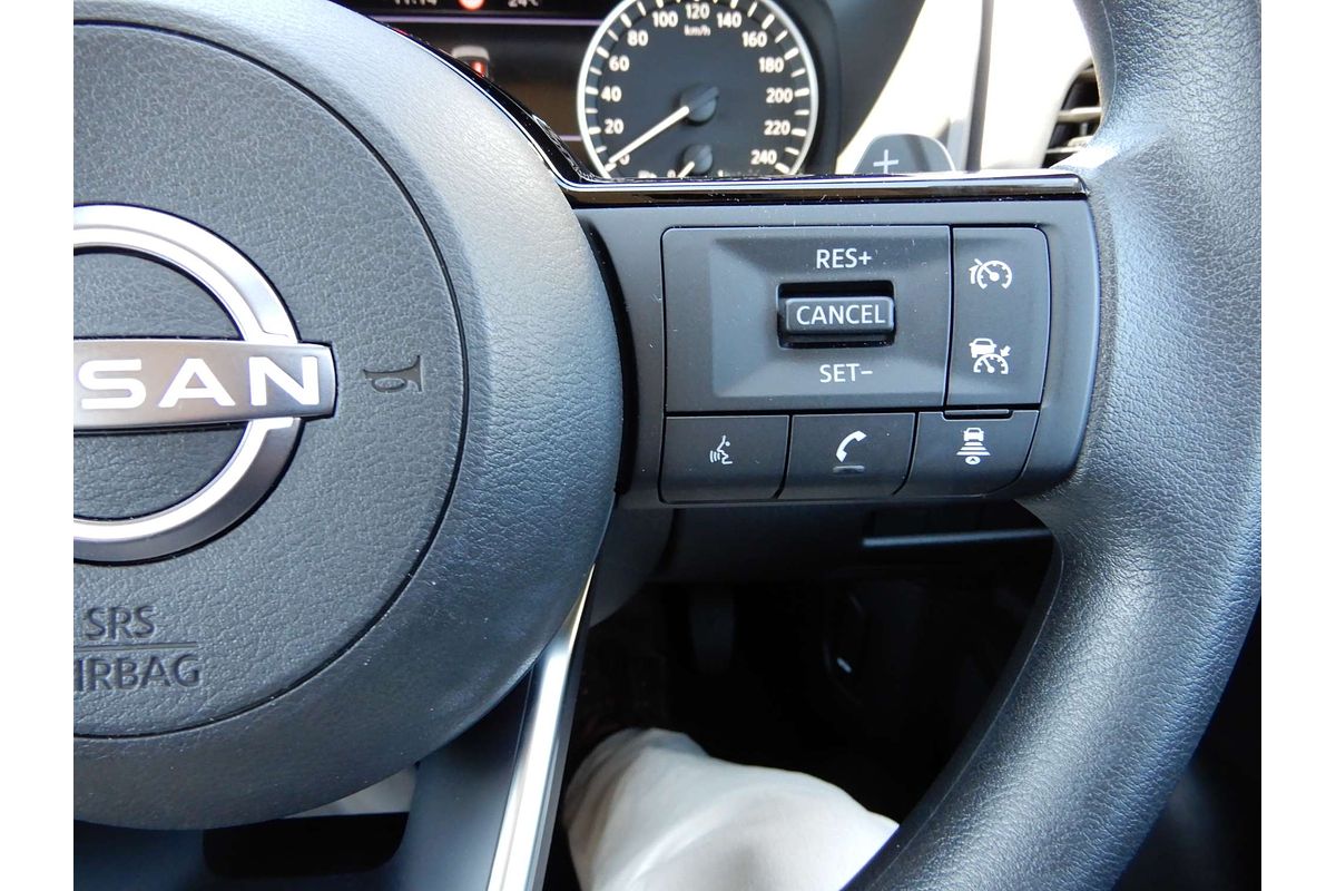 2024 Nissan X-TRAIL ST T33