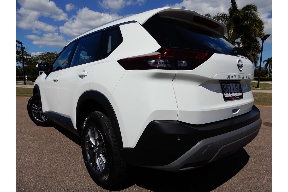 2024 Nissan X-TRAIL ST T33