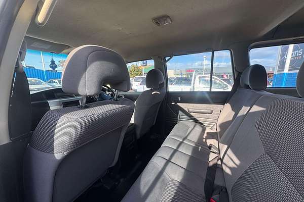 2010 Nissan Patrol DX GU 7