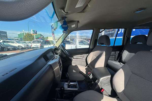 2010 Nissan Patrol DX GU 7