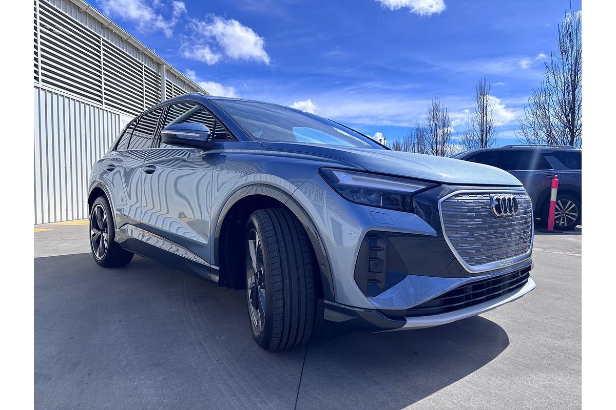 2025 Audi Q4 e-tron 45 F4