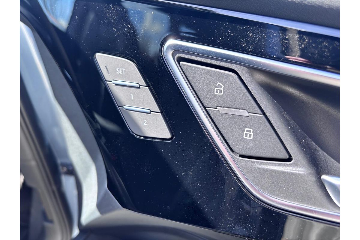 2025 Audi Q4 e-tron 45 F4