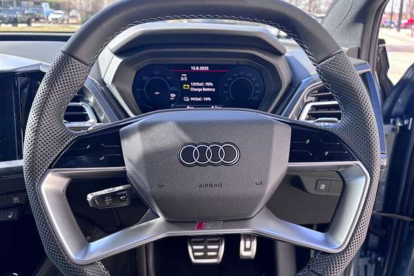 2025 Audi Q4 e-tron 45 F4
