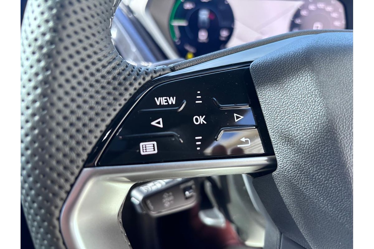 2025 Audi Q4 e-tron 45 F4