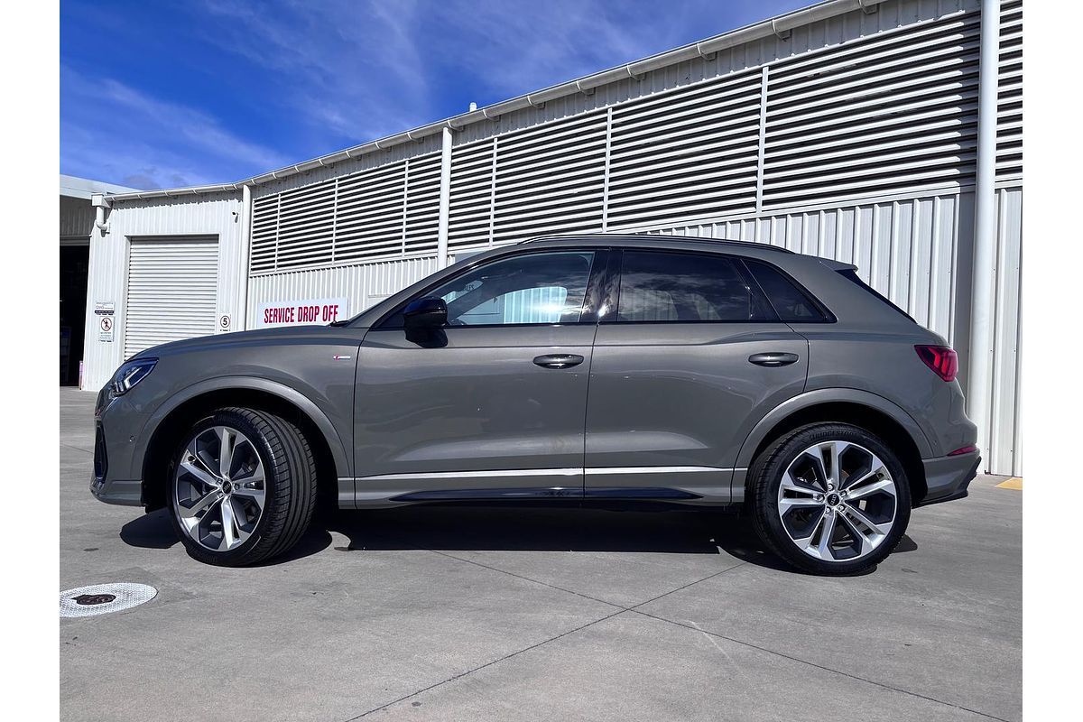 2025 Audi Q3 40 TFSI S line F3
