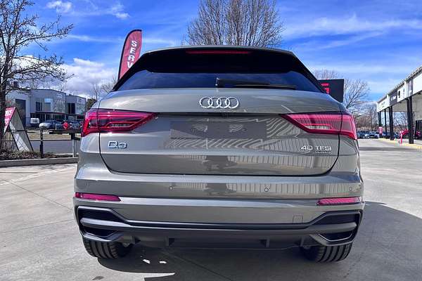 2025 Audi Q3 40 TFSI S line F3