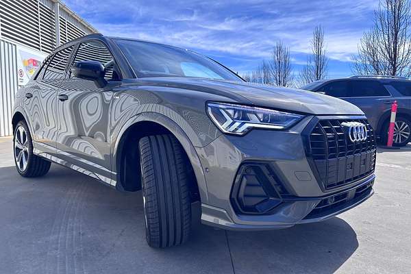 2025 Audi Q3 40 TFSI S line F3