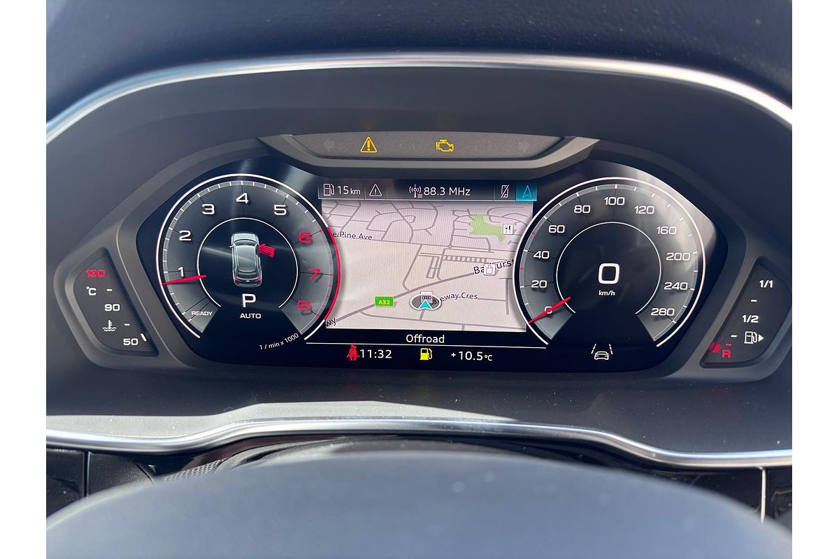 2025 Audi Q3 40 TFSI S line F3