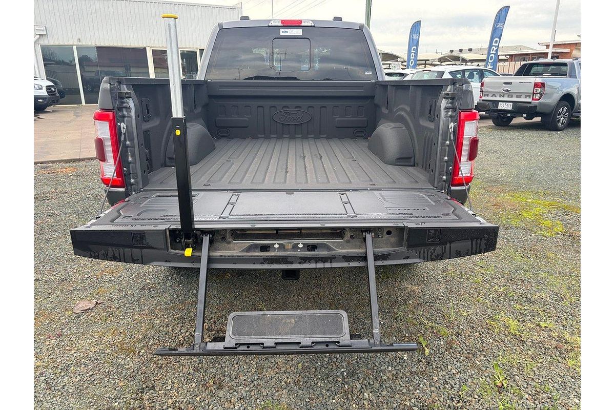 2023 Ford F-150 Lariat 4X4 LWB