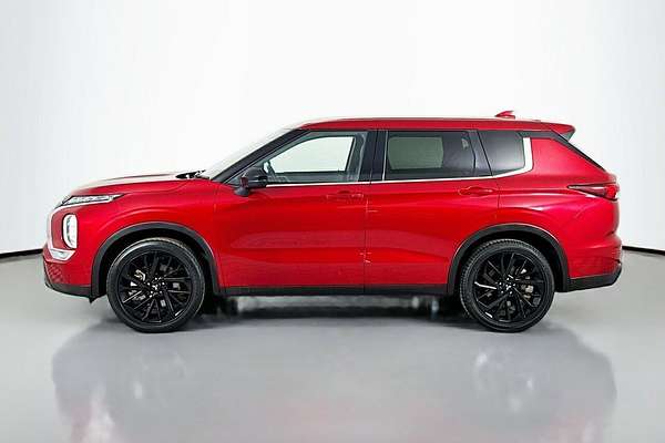 2023 Mitsubishi OUTLANDER                OUTLANDER LS BLACK EDITION 7 SEAT (2WD) ZM2B46